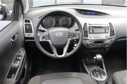 Hyundai i20 - 1.4i i-Vision Automaat | Clima | Cruise | Lm-Velgen | Trekhaak - 1