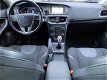 Volvo V40 - 1.6 T2 Momentum, Navi, Xenon, PDC - 1 - Thumbnail