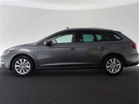 Seat Leon ST - 1.6 TDI DSG Style Business Intense | Automaat | Panoramadak | Full Led | Trekhaak | S - 1