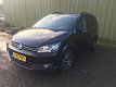 Volkswagen Touran - 2.0 TDI Highline 7p. DSG 7 - 1 - Thumbnail