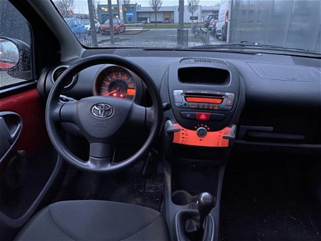 Toyota Aygo - 1.0-12V 5-deurs Access 64.494KM - 1