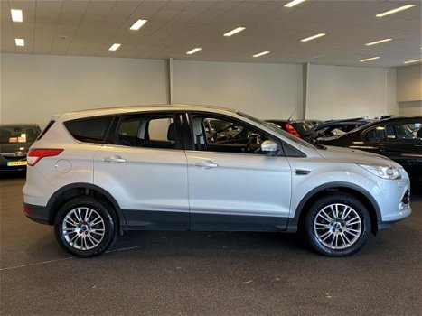 Ford Kuga - 1.6 Titanium, NAVIGATIE, LEER, ECC AIRCO, 150 PK - 1