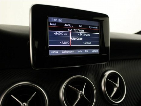 Mercedes-Benz A-klasse - 180 AMG | Navigatie | Diamant grill | Licht metalen velgen - 1