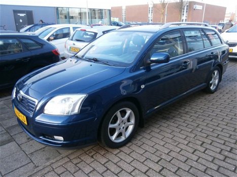 Toyota Avensis Wagon - 2.0 VVTi Linea Sol Youngtimer - 1