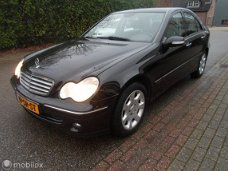 Mercedes-Benz C-klasse - 200 CDI Elegance