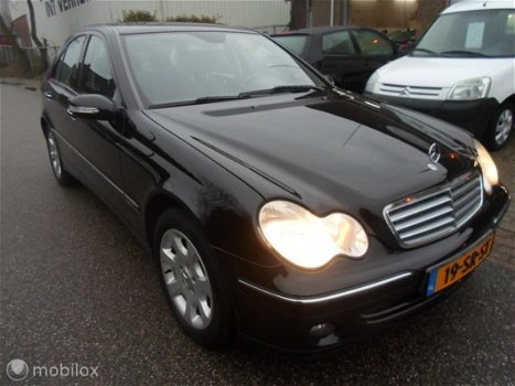 Mercedes-Benz C-klasse - 200 CDI Elegance - 1