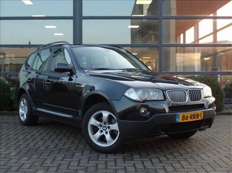 BMW X3 - 3.0si Executive * 165.000 KM * Panoramadak * Leder * Afneembare trekhaak * Xenon - 1