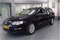 Volkswagen Passat Variant - 2.0 FSI Comfortline Navigatie, LMV, ECC enz enz Prijs incl 6 mnd BOVAG - 1 - Thumbnail