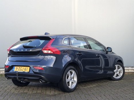 Volvo V40 - 2.0 D4 190PK Momentum Business - 1