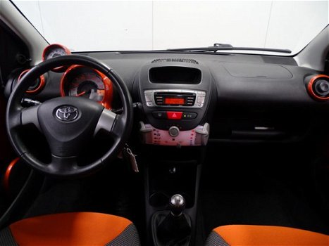 Toyota Aygo - 1.0 VVT-i Dynamic Orange | Bluetooth | Airco | Usb - 1
