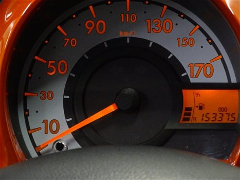 Toyota Aygo - 1.0 VVT-i Dynamic Orange | Bluetooth | Airco | Usb - 1