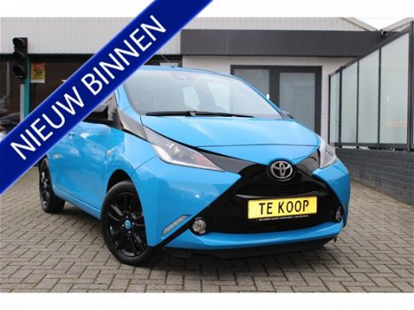 Toyota Aygo - 1.0 VVT-i x-cite Airco Camera rijstrooksensor 1 jaar garantie - 1