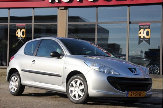 Peugeot 206 - 1.1 Accent 3drs Airco € 26, - p/maand - 1