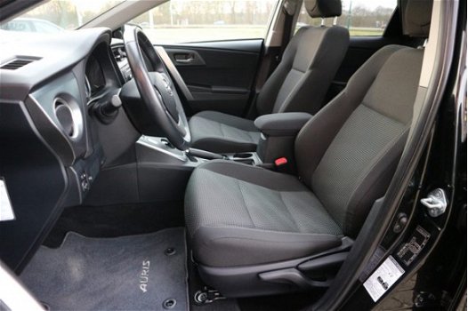 Toyota Auris - 1.8 Hybrid Lease | Rijklaar incl. 6 mnd garantie | - 1