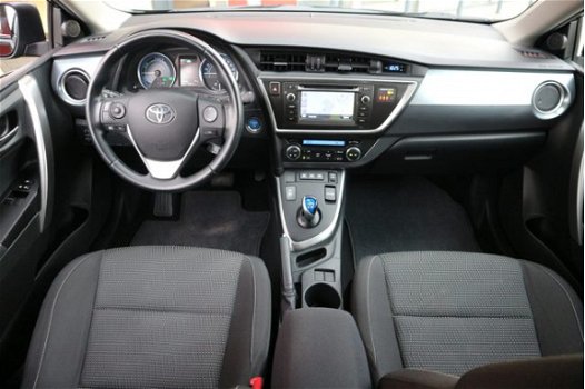 Toyota Auris - 1.8 Hybrid Lease | Rijklaar incl. 6 mnd garantie | - 1
