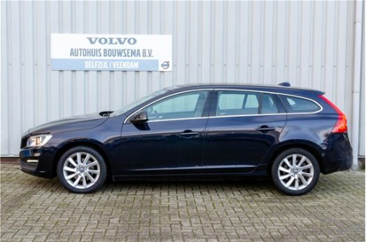 Volvo V60 - T3 Momentum - Dealer onderhouden - Nette auto - 1