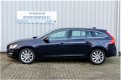 Volvo V60 - T3 Momentum - Dealer onderhouden - Nette auto - 1 - Thumbnail