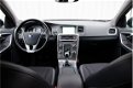 Volvo V60 - T3 Momentum - Dealer onderhouden - Nette auto - 1 - Thumbnail