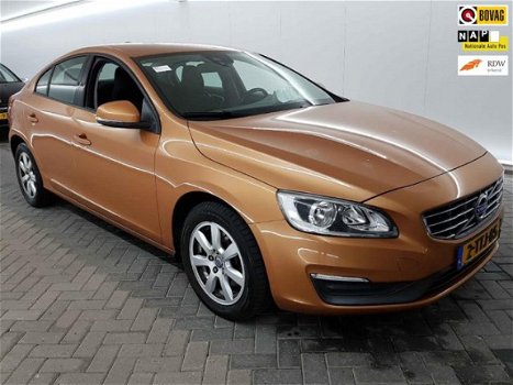 Volvo S60 - 2.0 D4 Kinetic 133kW - 1