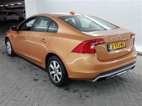 Volvo S60 - 2.0 D4 Kinetic 133kW - 1