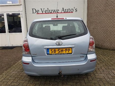 Toyota Corolla Verso - 2.2 D-4D Sol 7p. complete onderhoudshis - 1