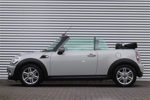 Mini Mini Cabrio - 1.6 Cooper Chili | Leer | Climate | Xenon | PDC | Cruise | Navi Actie - 1