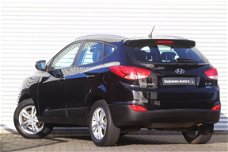 Hyundai ix35 - 1.6 Style | Airco | H.Leer | 1e Eig. | Navi Actie | ESP | 17"