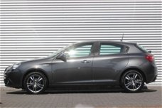 Alfa Romeo Giulietta - 1.4 T Progression 120PK | Airco | 1e Eig. | Navi Actie | ESP