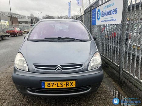 Citroën Xsara Picasso - 1.6i Différence/Climate control/NAP - 1