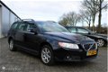 Volvo V70 - 2.0, benzine, Momentum, Leder Navi - 1 - Thumbnail