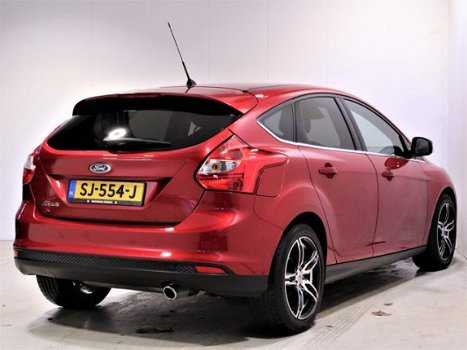 Ford Focus - 1.6 EcoBoost 150pk Titanium | Dealer Onderhouden | Bluetooth | Cruise | PDC | - 1