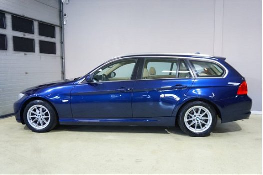 BMW 3-serie Touring - 318i Corporate Lease Luxury Line - 1