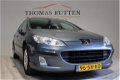 Peugeot 407 SW - 2.0-16V XR Pack 2006/ Panoramadak/ Cruise/ Clima/ Elek ramen + Spiegels/ Trekhaak/ - 1 - Thumbnail