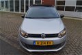 Volkswagen Polo - 1.2-12V Highline * PANORAMA * NAVIGATIE * AIRCO * LM-VELGEN * TREKHAAK * WINTERSET - 1 - Thumbnail