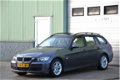 BMW 3-serie Touring - 320i High Executive BJ'06 Navi Trekhaak - 1 - Thumbnail