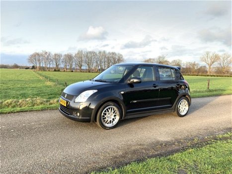 Suzuki Swift - 1.3 Shogun Sport 145000 km prachtige LMVELGEN - 1