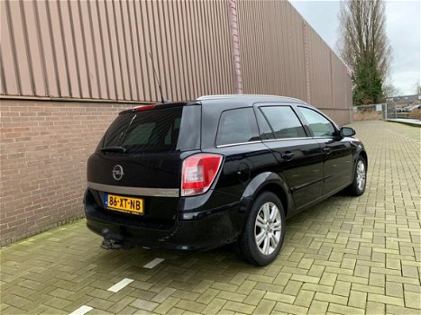 Opel Astra Wagon - 1.9 CDTi Executive Navi Airco 2007 APK NAP - 1