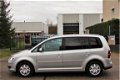 Volkswagen Touran - 2.0 TDI Highline Business CLIMA, CRUISE, NAVI, TREKHAAK, PDC, NAP, ZEER NETTE AU - 1 - Thumbnail