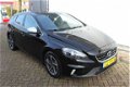 Volvo V40 - 2.0 D2 R-Design XENON WINTERLINE - 1 - Thumbnail