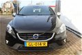 Volvo V40 - 2.0 D2 R-Design XENON WINTERLINE - 1 - Thumbnail