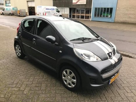 Peugeot 107 - 1.0-12V XS APK/AIRCO/NAP/elekt ramen/meeneemprijs - 1