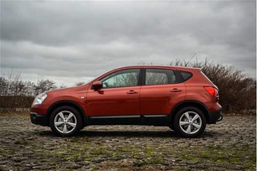 Nissan Qashqai - 2.0 Tekna Premium 4WD Clima, Cruise, Panorama dak, Trekhaak, Camera, Mooi - 1