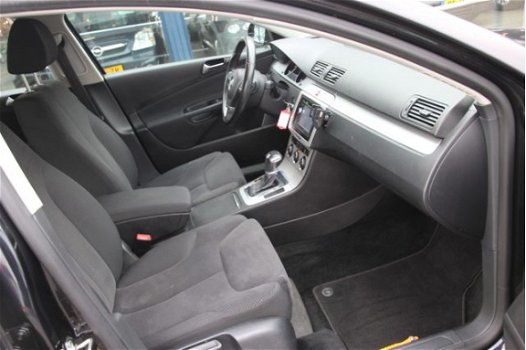 Volkswagen Passat Variant - 1.8 TFSI Comfortline | Navigatie | Climate Control | Trekhaak | - 1