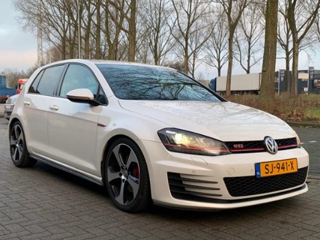 Volkswagen Golf - 2.0 TSI GTI nieuwstaat - 1