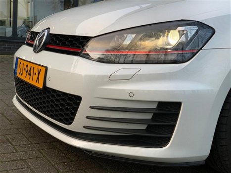 Volkswagen Golf - 2.0 TSI GTI nieuwstaat - 1