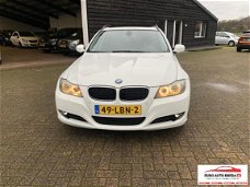 BMW 3-serie Touring - 320i High Executive