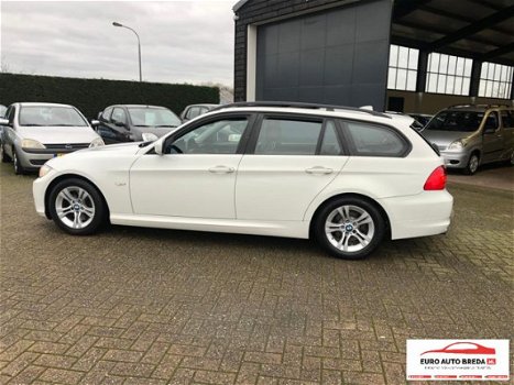 BMW 3-serie Touring - 320i High Executive - 1