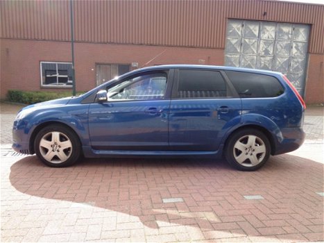 Ford Focus Wagon - 1.6 TDCi ECOnetic Airco, Cruise control - 1