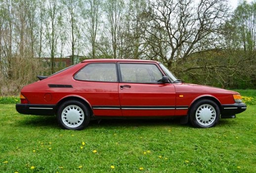 Saab 900 - 2.0 Turbo - 1