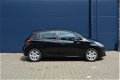 Peugeot 208 - SIGNATURE 1.2 PURETECH 82PK | NAVIGATIE - 1 - Thumbnail